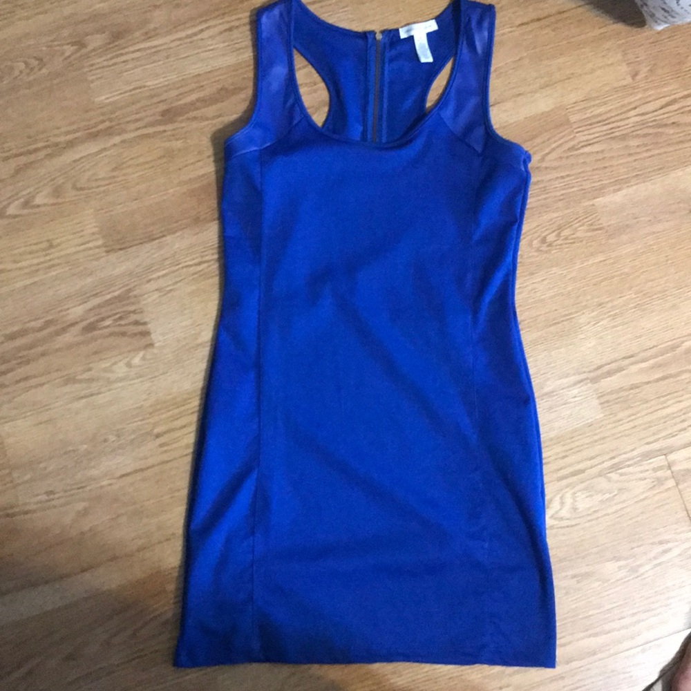Blue fitted dress